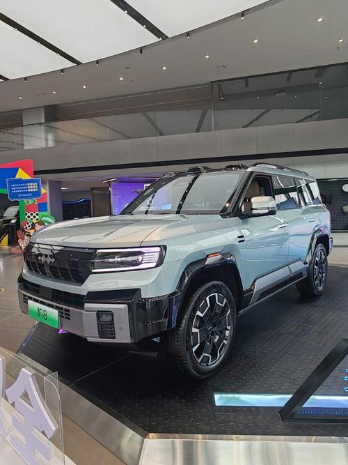东莞南城区源维贝企业管理咨询比亚迪方程豹硬派越野的爆款，英菲尼迪35周年与你共成长